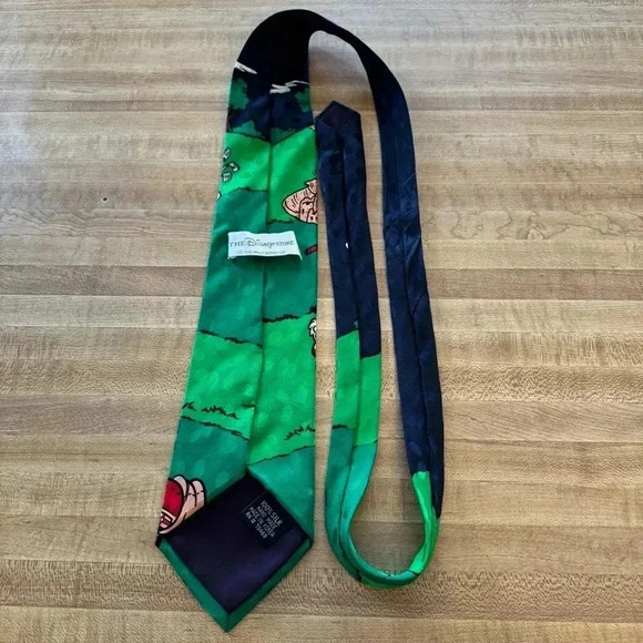 Mickey Mouse & Friends 100% Silk Men's Tie Golf Goofy Pluto Disney Store Vintage - Picture 2 of 7